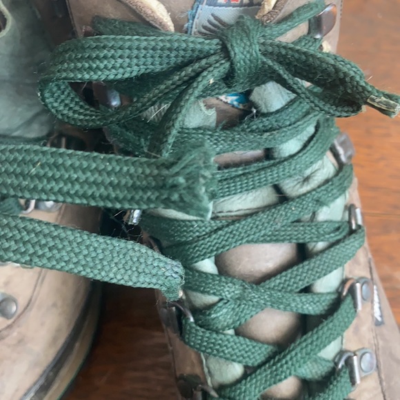 Vintage Raichle hiking boots made in Switzerland - Picture 10 of 13
